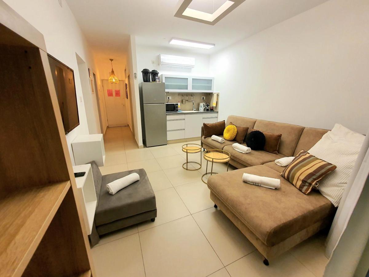 Barak Royal Suites 52 Garden - חמש דקות מהים ומהטיילת Eilat Exterior foto